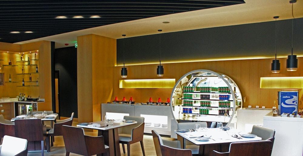 Radisson Blu Bengaluru Outer Ring Road Hotel Ngoại thất bức ảnh