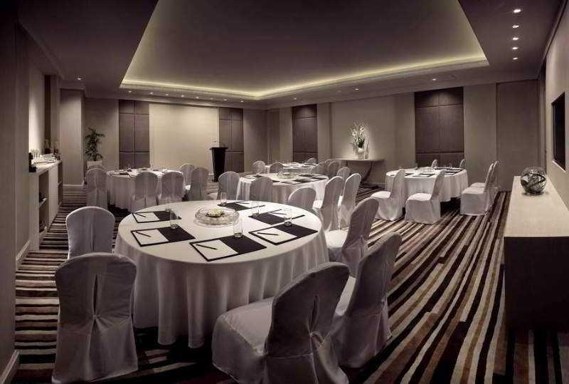 Radisson Blu Bengaluru Outer Ring Road Hotel Ngoại thất bức ảnh