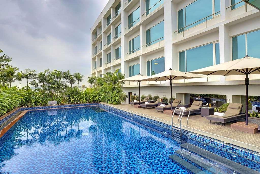 Radisson Blu Bengaluru Outer Ring Road Hotel Ngoại thất bức ảnh