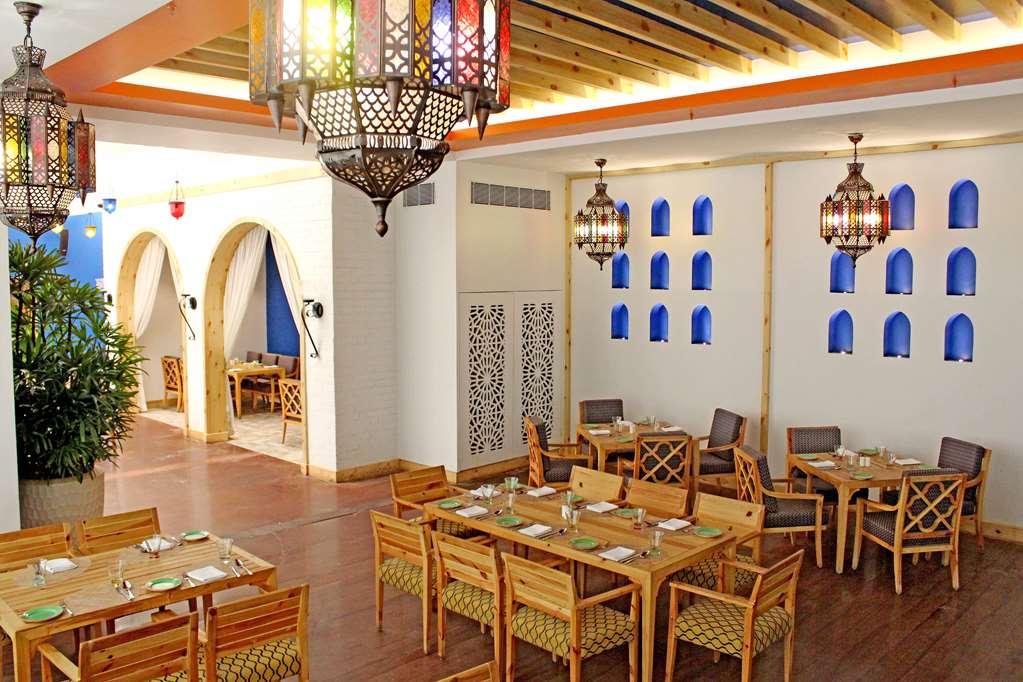 Radisson Blu Bengaluru Outer Ring Road Hotel Nhà hàng bức ảnh