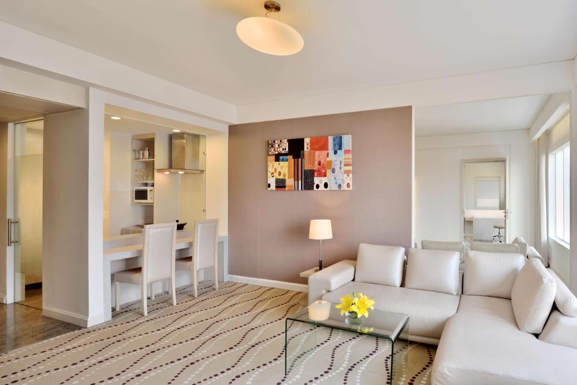 Radisson Blu Bengaluru Outer Ring Road Hotel Ngoại thất bức ảnh