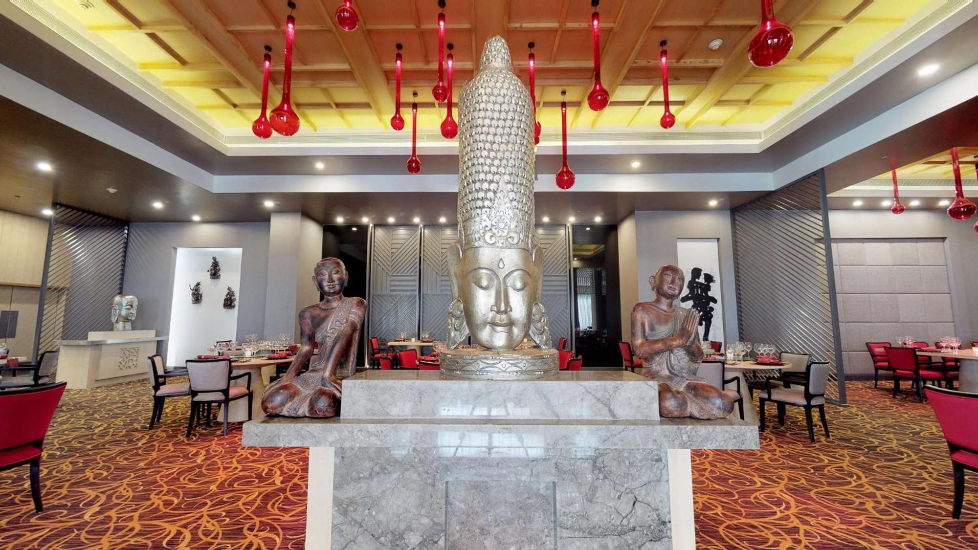 Radisson Blu Bengaluru Outer Ring Road Hotel Ngoại thất bức ảnh